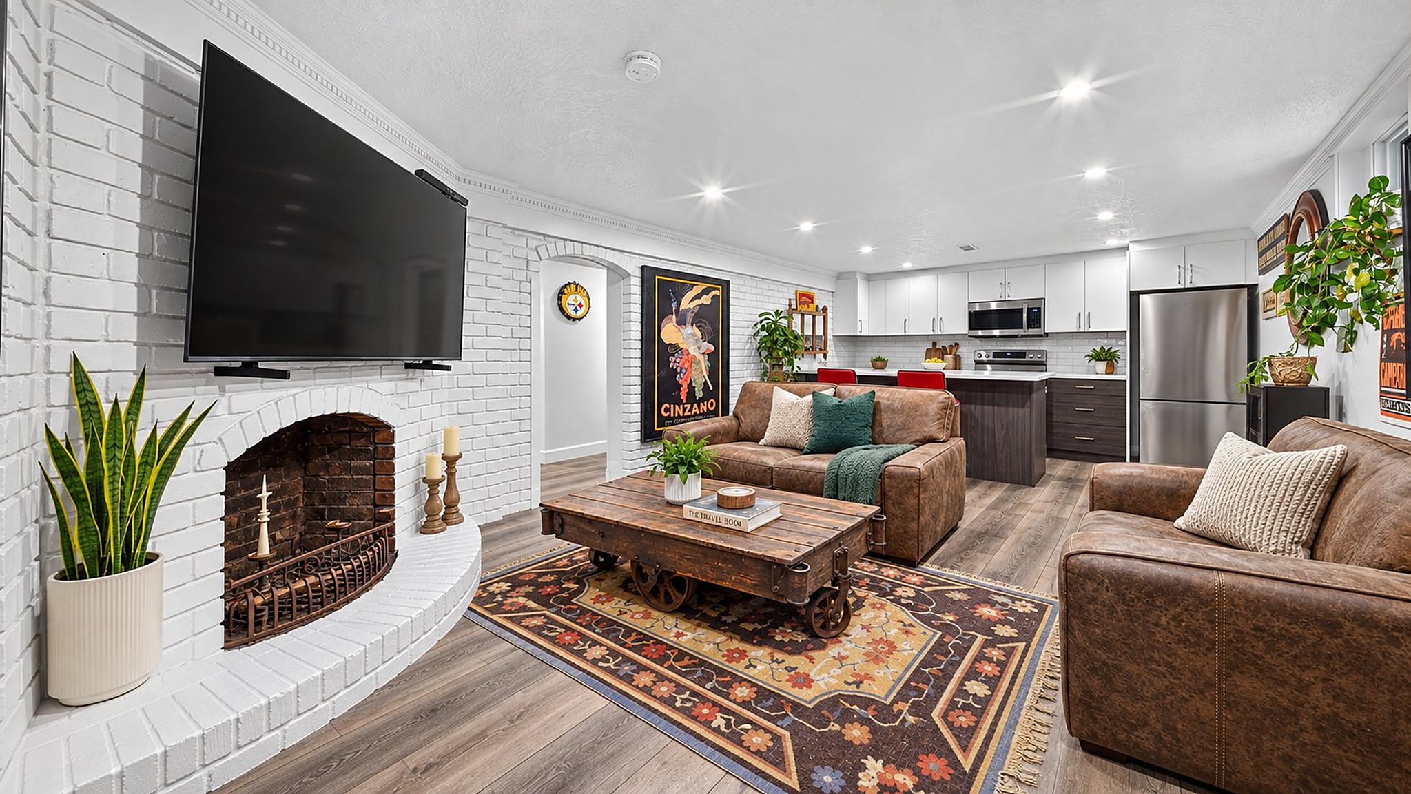 The in-law suite's living room