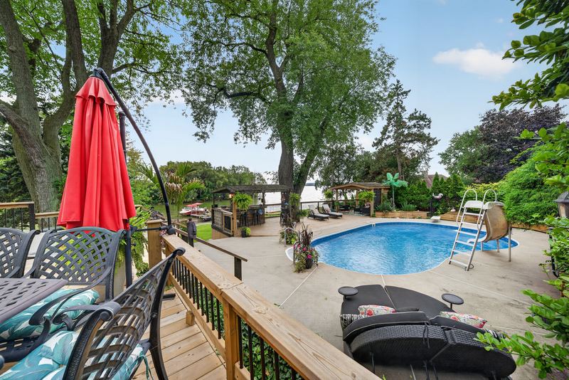 From the upper deck down to the pool