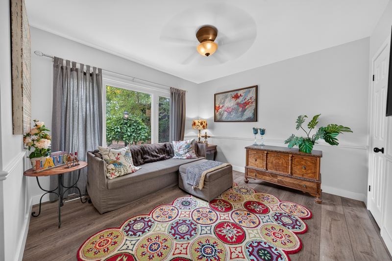 A sitting room on the main floor